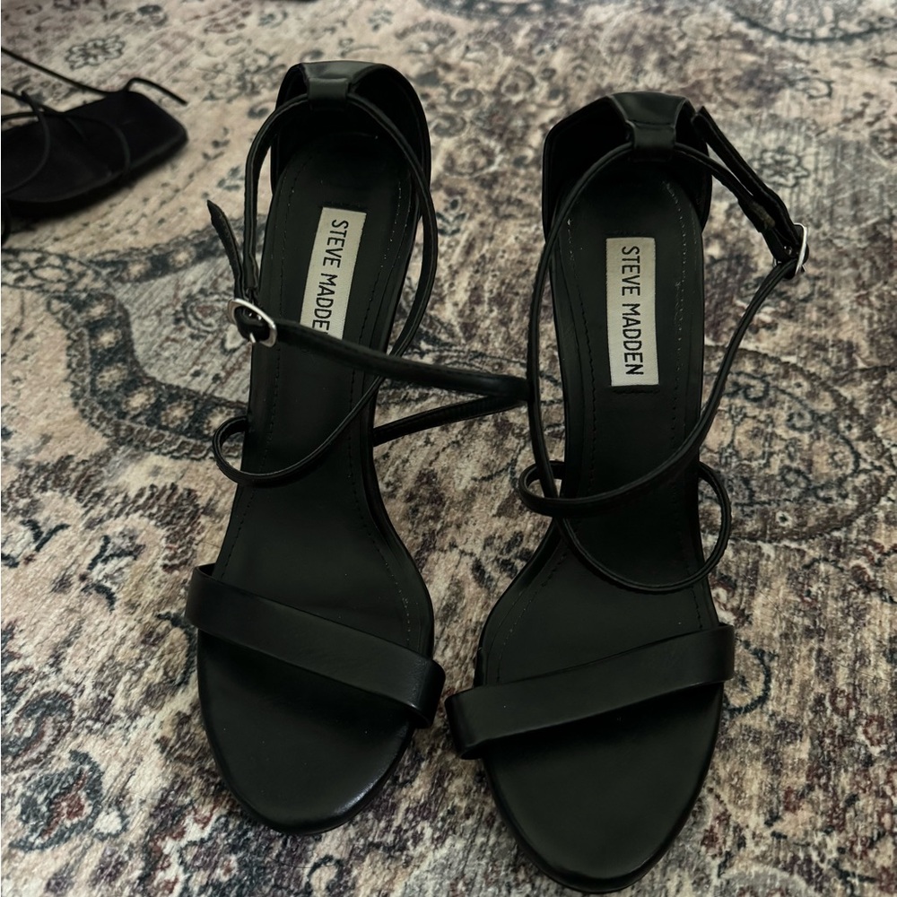 Steve Madden Black Women's Sandals